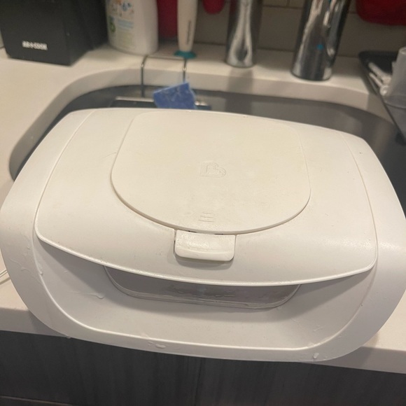 Munchkin Baby wipe warmer and moisturizer - Picture 2 of 3